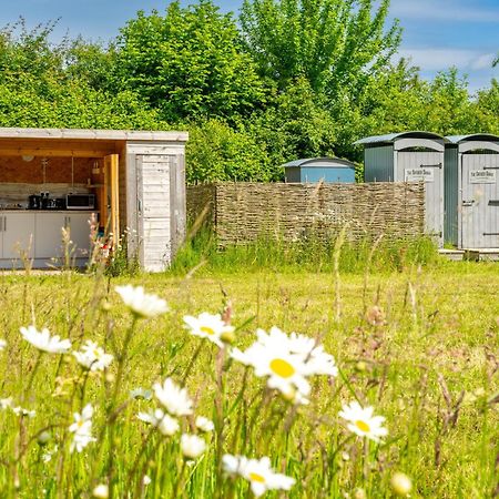 Cowslip At Blancas Bell Tents Villa Ringstead  Exterior photo