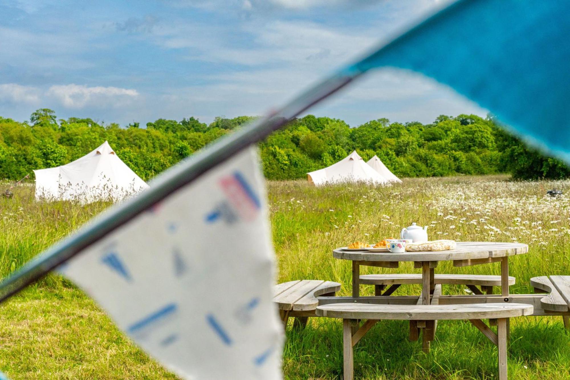 Cowslip At Blancas Bell Tents Villa Ringstead  Exterior photo